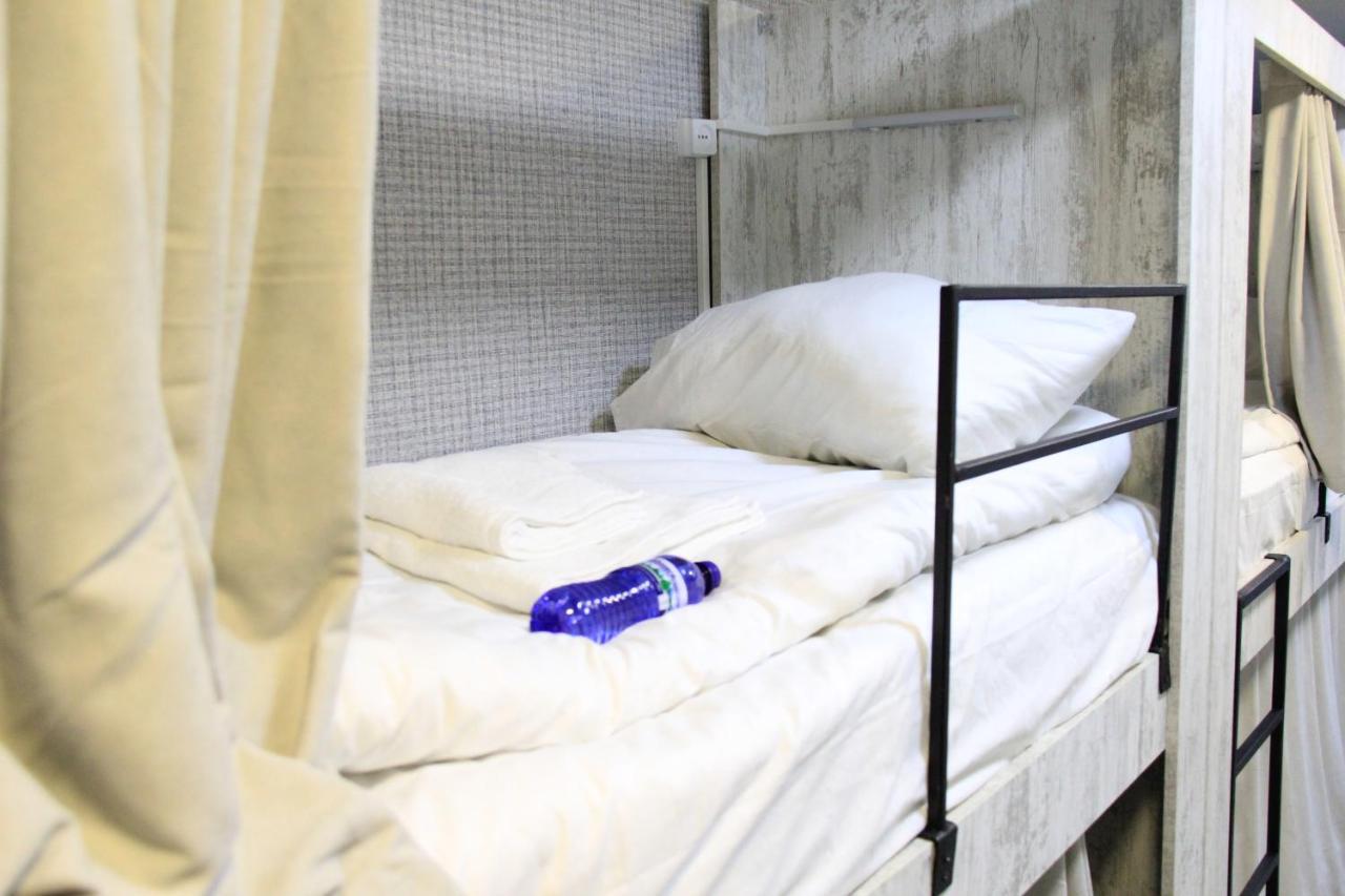 Blossom Hostel Updated ! Обновлено !!! City Center! Perfect Order!!! Snow-White Bed Linen!!! Идеальный Порядок!!! Белоснежное Постельное Белье!!! Центр Города !!! Tbilisi Buitenkant foto