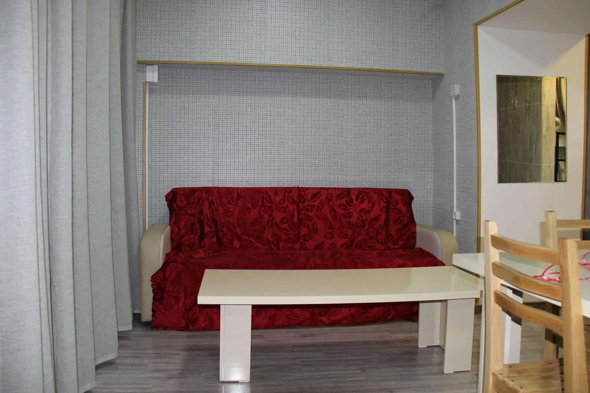 Blossom Hostel Updated ! Обновлено !!! City Center! Perfect Order!!! Snow-White Bed Linen!!! Идеальный Порядок!!! Белоснежное Постельное Белье!!! Центр Города !!! Tbilisi Buitenkant foto